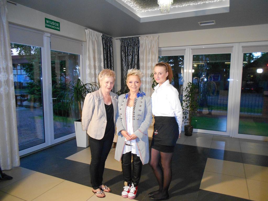 Pensjonat Nad Jeziorem Hotell Myślibórz Exteriör bild