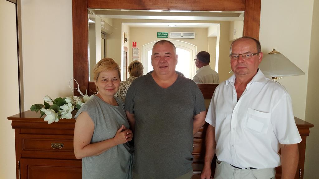 Pensjonat Nad Jeziorem Hotell Myślibórz Exteriör bild