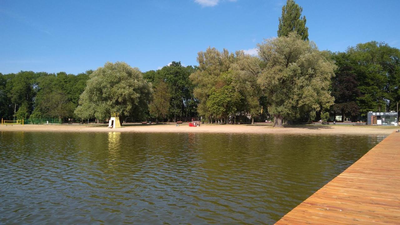 Pensjonat Nad Jeziorem Hotell Myślibórz Exteriör bild